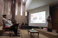 Text Box: Gambar 4 Sambutan Rektor UNTAN